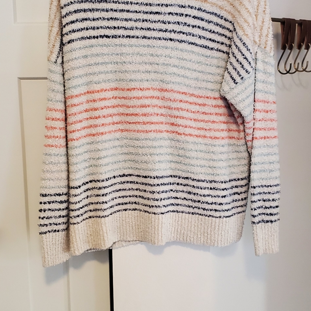 Striped sweater - Picture 5 of 5